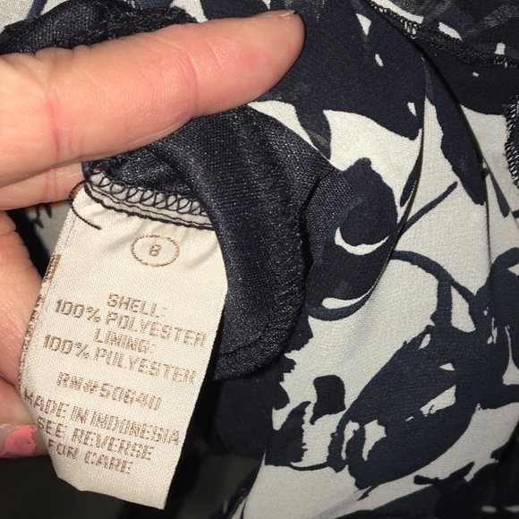 Sleeveless Tunic Top - Picture 7 of 8